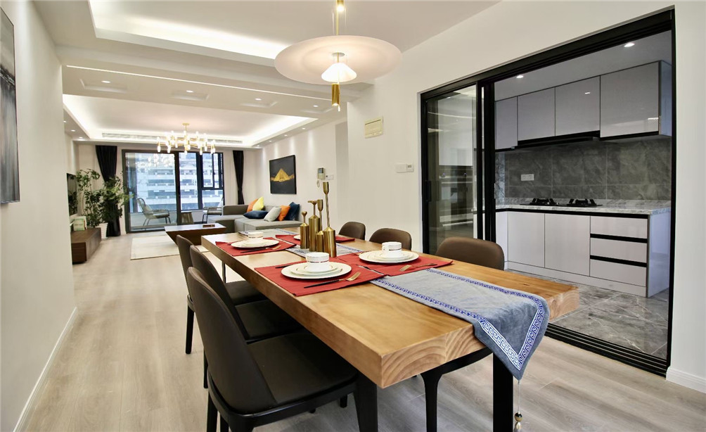 Apartments, Houses, Serviced Apartments in Shanghai Ambassador